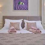 Salve Luxury By Interhome Split