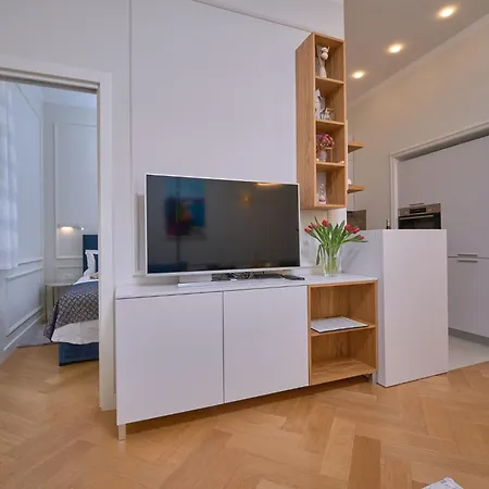 Salve Luxury By Interhome Appartement Split